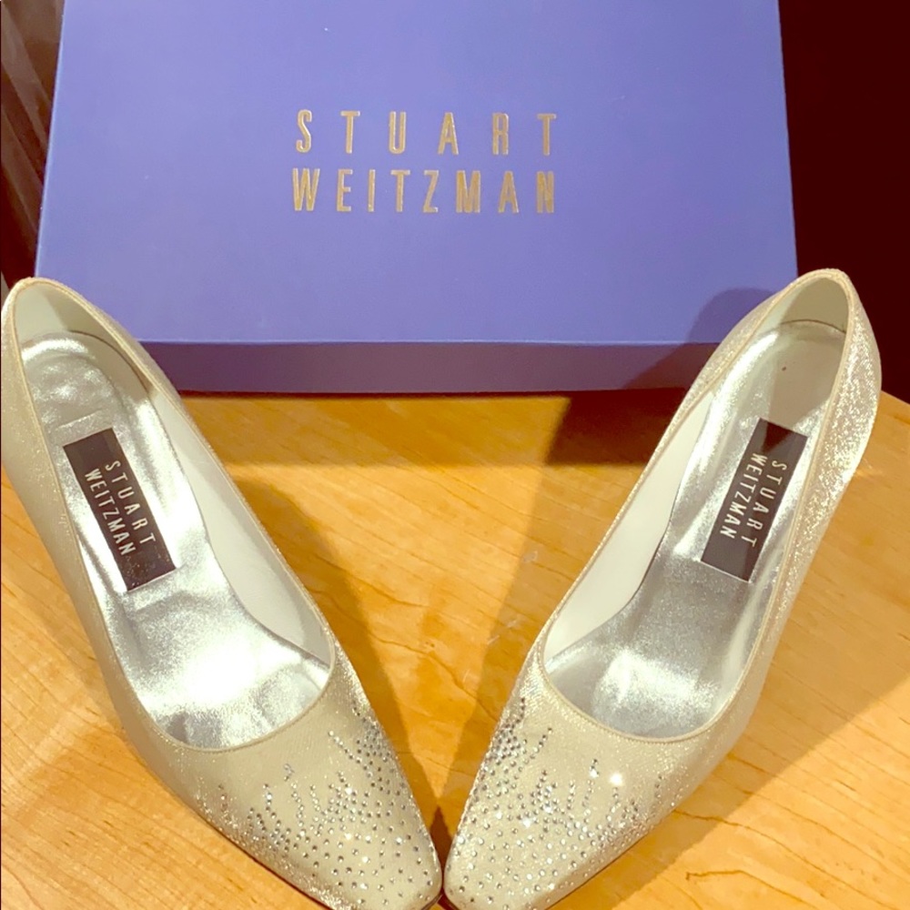 Beige satin evening heels